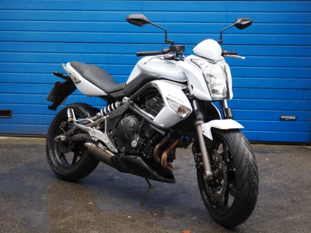 Kawasaki ER 6-Dortmund-Fahschule-Clemens